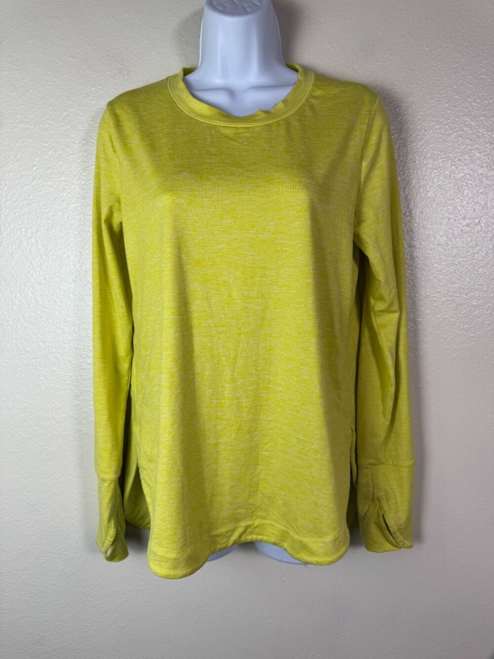 Athleta‎ Uptempo Womens Long Sleeve Lightweight Yellow Pullover Top Size Small